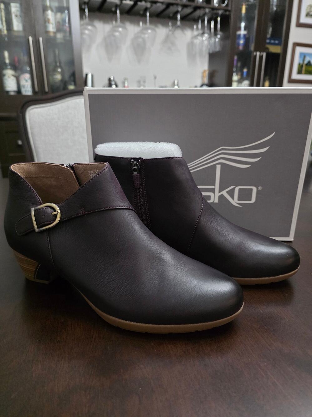 Dansko NEW Burnished Nubuck Fig Purple Ankle Booties Size 41